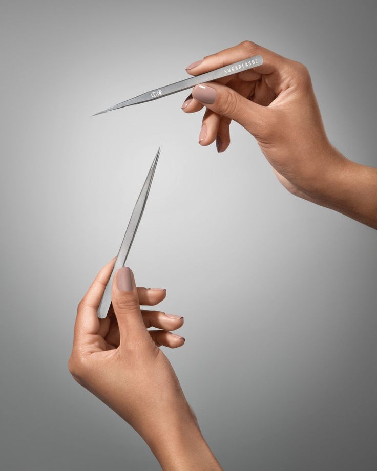Tweezers